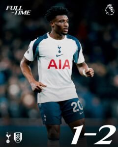 فوز صعب للسيتي أمام ليدرَ يوناتيد وتوتنهام يسقُط مُجددا أمام فولهام 3