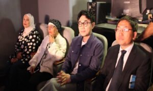 وفد صيني سينمائي رفيع المستوى يزور المركز القومي للسينما بستوديو الأهرام 3