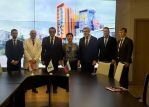 وزير الصحة يزور مركز «دميتري روجاتشيف» الروسي الوطني لأمراض الدم والأورام لدى الأطفال 4