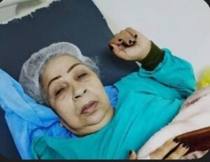 توفيت منذ قليل أشهر كومبارس في تاريخ السينما المصريةالفنانة فاطمة كشري بعد صراع مع المرض 3