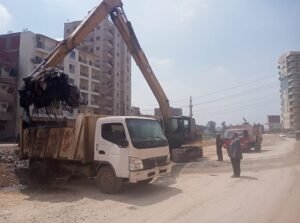 وزيرة البيئة تُوجه بتطهير مصرف "بحر صفط" بالشرقية 3