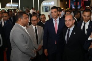 من التصنيع إلى التصدير.. وزير الصناعة يتفقد أحدث الطرازات والتقنيات بمعرض الأهرام 2