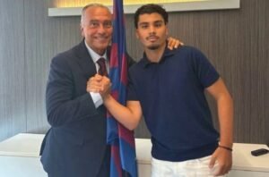 اللاعب المغربي الميموني يوقع رسميا لبرشلونة 2026 2 المهدي الميموني اللاعب المغربي الذي انضم لأكاديمية برشلونة لاماسيا