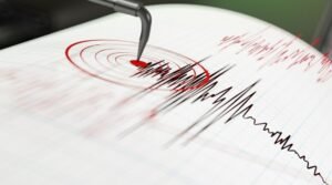 زلزال المكسيك 7.4 درجة: تحذيرات عاجلة من تسونامي في جنوب البلاد 2 زلزال المكسيك بقوة 7.4 درجة الذي ضرب منطقة بويرتو ماديرو وحذر من تسونامي