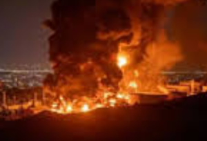 الحرس الثوري يعلن انفجار ناقلتي نفط في مضيق هرمز 2026 2 ناقلة نفط في مضيق هرمز بعد الإعلان عن انفجار ناقلتين من قبل الحرس الثوري الإيراني
