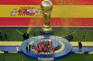 إسبانيا في كأس العالم 2026: رقم قياسي 38 مباراة بلا هزيمة ومكاسب 50 مليون دولار 2 المنتخب الإسباني يتوج بكأس العالم 2026 ويحقق رقما قياسيا 38 مباراة بلا هزيمة