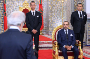 جلالة الملك محمد السادس يستقبل والي بنك المغرب 2026 2 جلالة الملك محمد السادس يستقبل عبد اللطيف الجواهري والي بنك المغرب بتطوان
