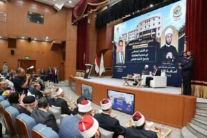 وزير الأوقاف من جامعة المنصورة: الشائعة سلاح هدم.. والفكر الوسطي حصن الوطن الأول 2