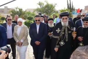 محافظ القليوبية يستقبل البابا تواضروس الثاني في افتتاح صرح "أغصان الزيتون" بمدينة العبور 3