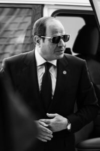 الرئيس السيسي وتغيير مصر للأفضل..