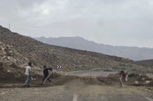 الأمطار تتسبب في انجرافات بالنقوب