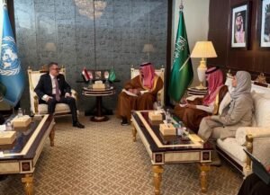 عاجل..وزير التخطيط ونظيره السعودي يبحثان تعميق الحوار التنموي لتعزيز الشراكة الاقتصادية وتوطين التنمية 2