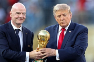 رئيس فيفا جياني إنفانتينو يسحب مقترح بيع الحقوق التجارية لكأس العالم لمستثمرين خاصين