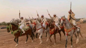 مهرجان أكفاي للفروسية يتوقف بعد وفاة فارس بشكل مفاجئ 2 مهرجان أكفاي للفروسية بعد وفاة فارس