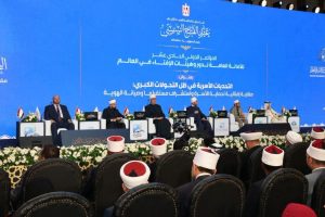 من الذكاء الاصطناعي إلى إدمان السوشيال ميديا.. مؤتمر الإفتاء يطلق جرس إنذار لحماية الأسرة وصون الهوية 2