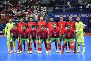 كرة القدم داخل القاعة