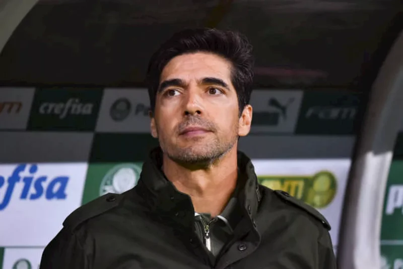 الأهلي يتفاوض مع مدرب بالميراس البرازيلي 3