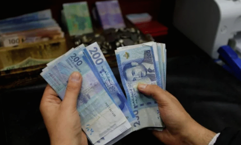 المغرب يتألق: اقتصاد قوي بادخار 27.54% يتصدر أفريقيا و يعزز مكانته عربيا في 2024 1