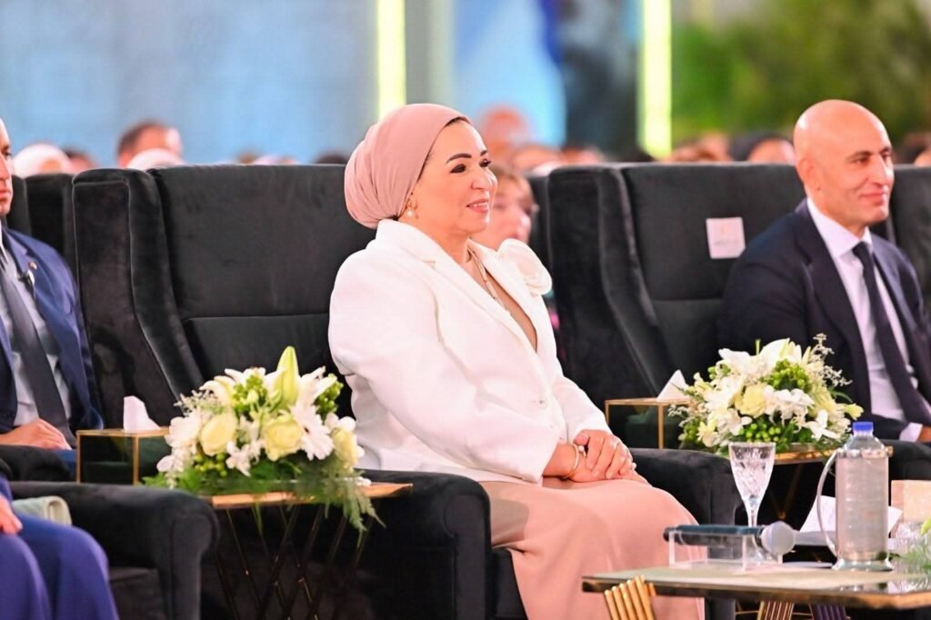 انتصار السيسي التعليم الفني هو أحد الأعمدة المهمة في بناء وطننا 13