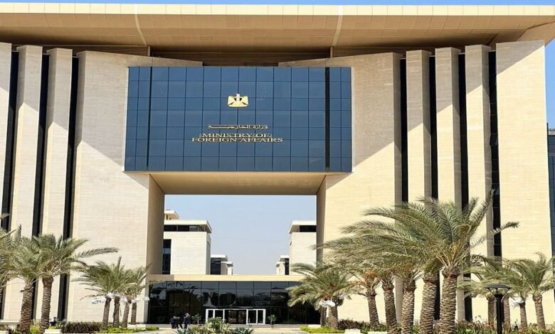 مصر وروسيا تُطلقان أول جولة مشاورات قنصلية لـ "تسهيل التأشيرات" ودعم السياحة والاستثمار 1