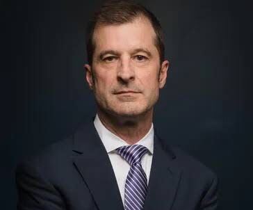 أدريان كالاميل ل"العالمية" الأميركيون فقدوا الثقة 1