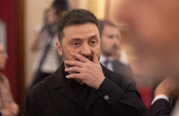 زيلينسكي يطلب لقاء ترامب عاجلاً لإنهاء مفاوضات وقف الحرب 1