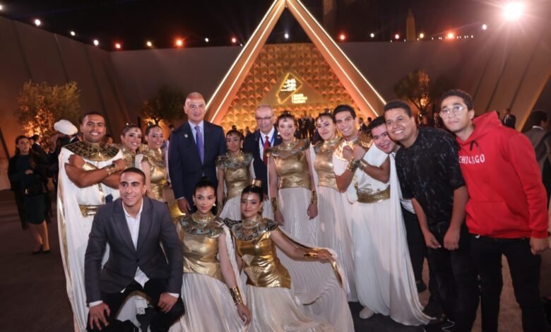 وزير الثقافة التركي وسفير تركيا بالقاهرة يشاركان افتتاح المتحف المصري الكبير “الهرم الرابع” 1