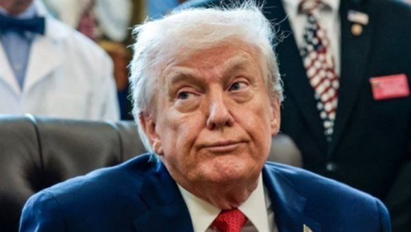 ترامب يُحذر إيران: إذا أطلقتم النار على المتظاهرين السلميين سأتدخل لإنقاذهم 1