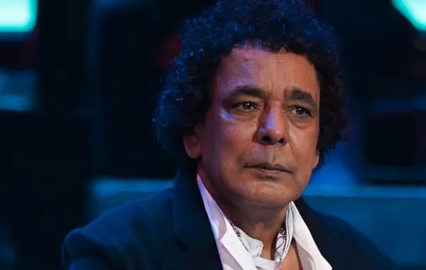 وعكة صحية تؤجل حفل محمد منير في دبي 1