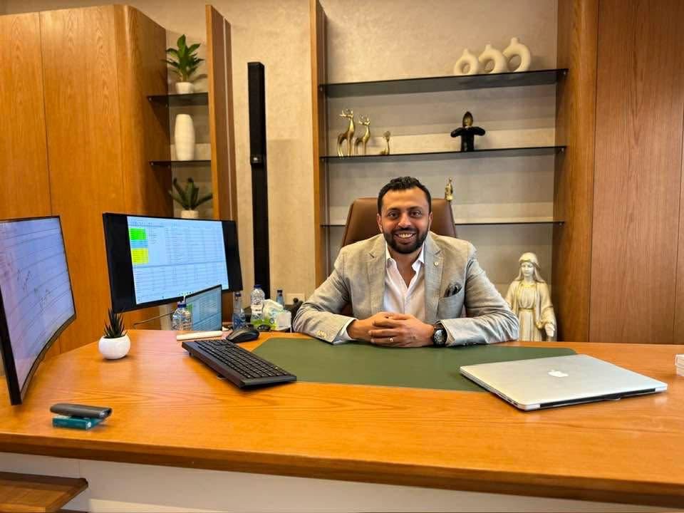 جون لوكا: الذهب في مسار صاعد هيكليًا وسط أزمات الديون واضطراب السياسات النقدية عالميًا 1