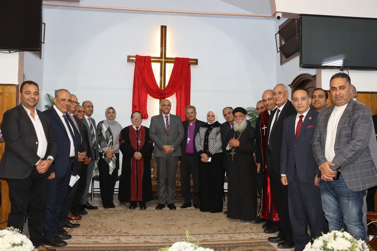 في مشهد وطني جامع.. محافظ القليوبية يشارك في تنصيب راعي الكنيسة الإنجيلية ببنها 1