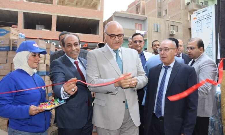 بتخفيضات تصل لـ30%.. محافظ القليوبية يطلق أول معارض «أهلاً رمضان» من قليوب 1