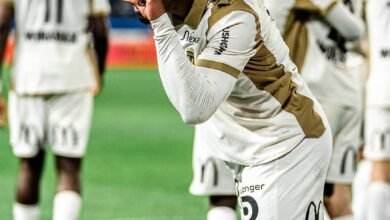 لانس ينفرد بصدارة الدوري الفرنسي بعد فوزه على باريس إف سي بخماسية نظيفة 2