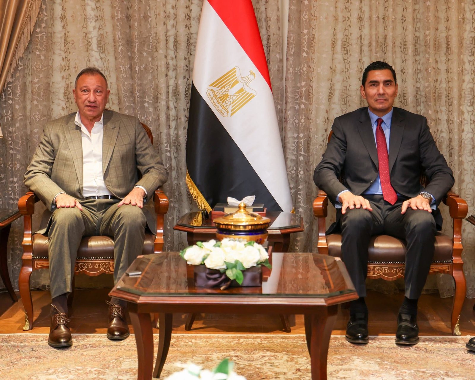 مجلس إدارة النادي الأهلي في ضيافة وزير الشباب والرياضة 1