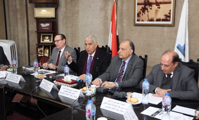 خلال مؤتمرها «المثلث الذهبي» 8 يونيو المقبل «رجال الأعمال» تعرض على الحكومة إصلاحات عاجلة لدعم الاقتصاد 1
