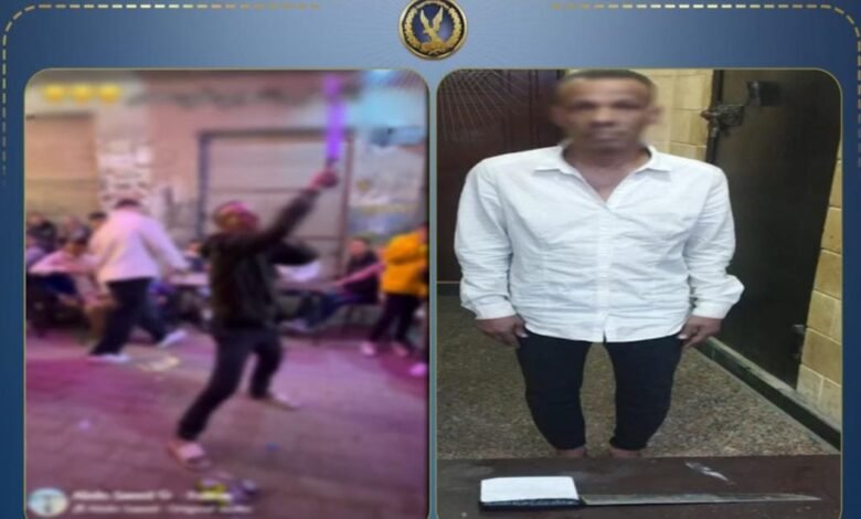 من الرقص لخلف القضبان.. حلاق يؤدي حركات استعراضية خطيرة بالسلاح الأبيض بالقاهرة 1