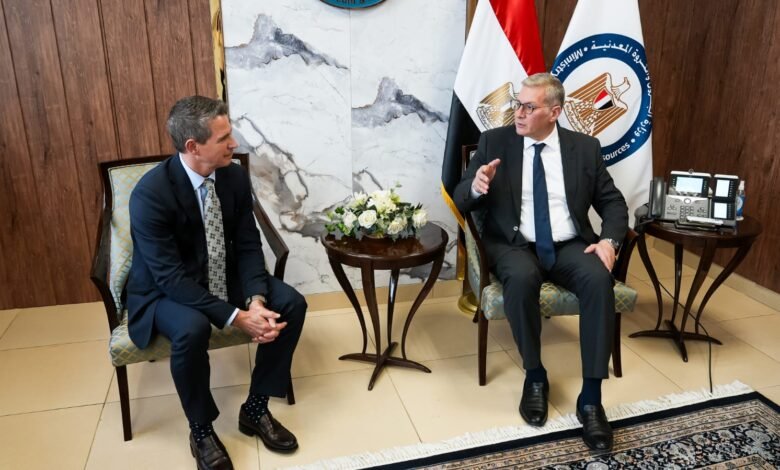 وزير البترول يبحث مع مسؤولي كابريكورن البريطانية خطط مضاعفة الاستثمارات في الصحراء الغربية 1