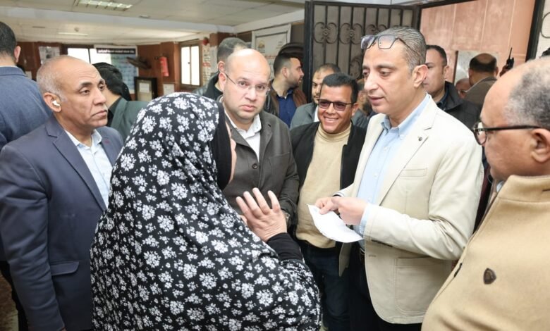 محافظ الجيزة من البدرشين: تبسيط الإجراءات أولوية لرضا المواطنين.. ويشددد على الالتزام بجدول إنشاء مبنى المجلس الجديد 1