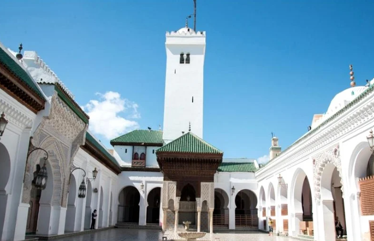 جامع القرويين في فاس المغربية.. مدينة مصغرة بـ17 باباً تحكي 1165 عاماً من العلم والتضامن 1