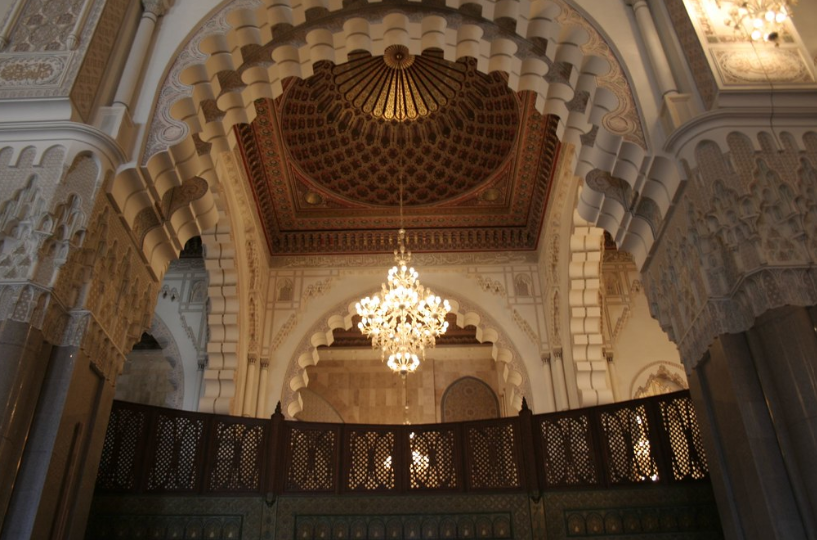 مسجد الحسن الثاني بالدار البيضاء… صرح روحي ومعماري يروي عظمة المغرب بين أمواج الأطلسي 6