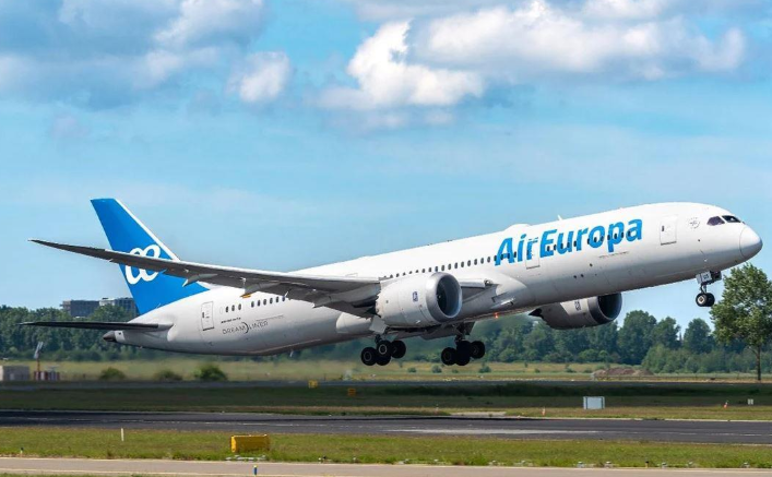 «إير أوروبا» تطلق خطًا جويًا صيفيًا جديدًا يربط مدريد بطنجة 1