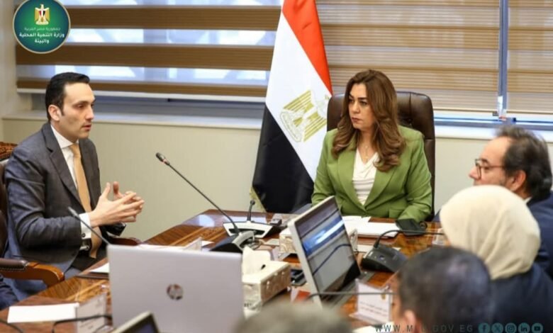 وزيرة البيئة تتابع مشروعات الطاقة المتجددة بـ 4 محافظات 1