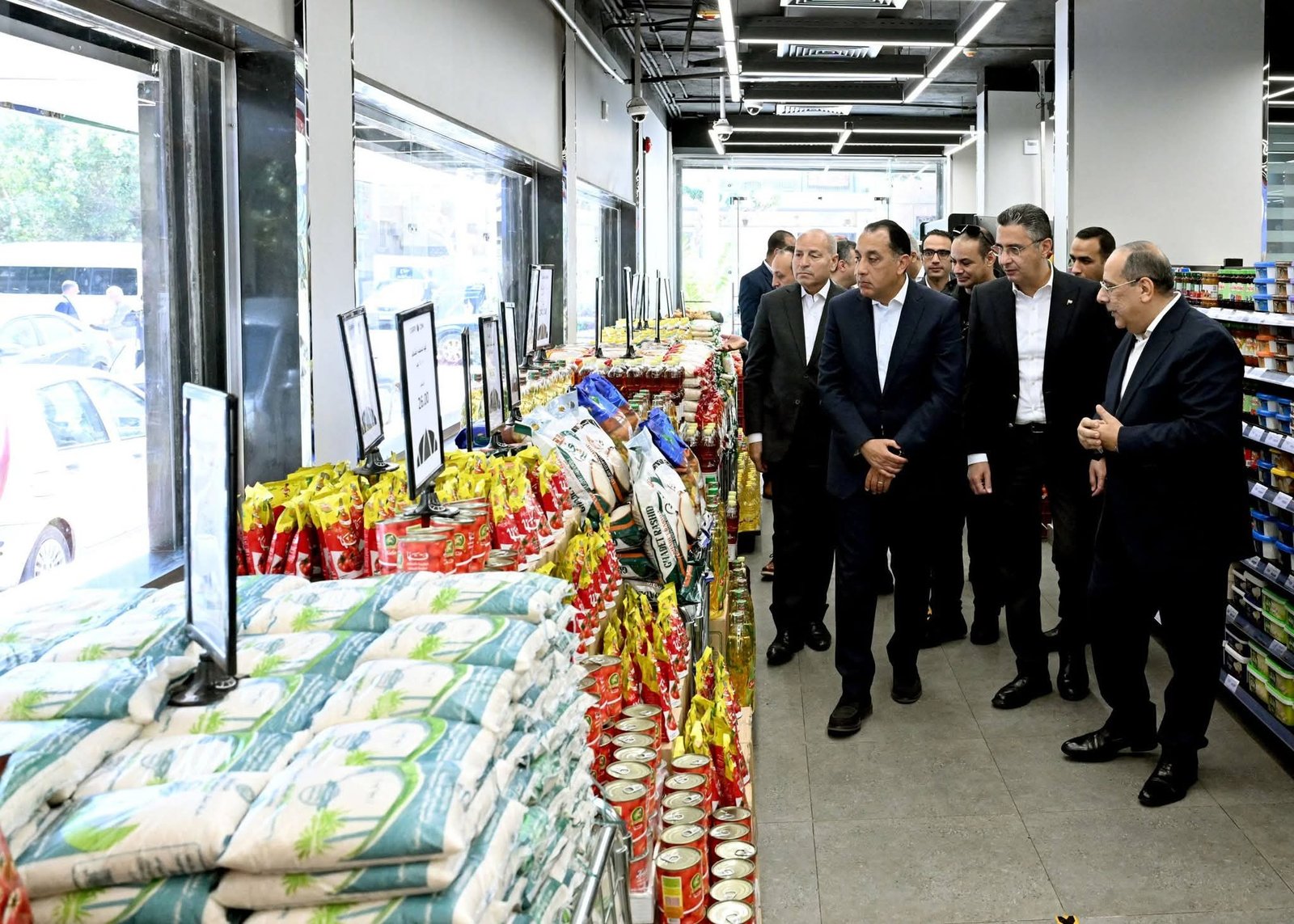 مدبولي من "كاري أون": سلع أقل من السوق بـ30%.. وتوسع ضخم في المنافذ بجميع المحافظات 1