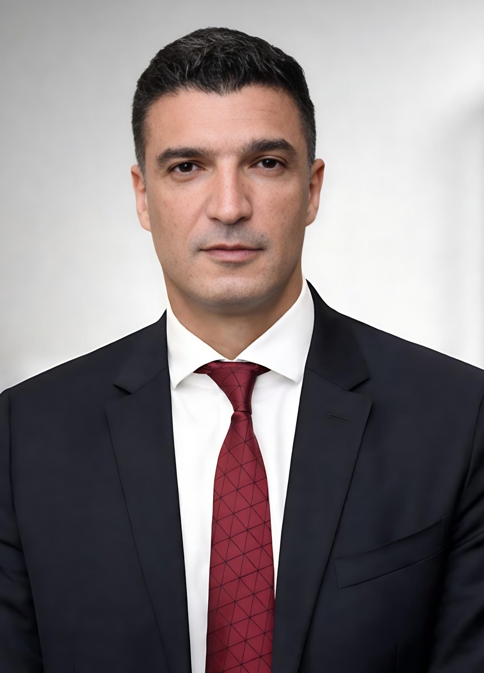 وفاة والدة وزير الصناعة.. صلاة الجنازة غداً بمحافظة الشرقية والعزاء بالتجمع الخامس 1