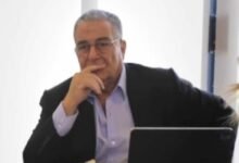 ياسين منصور يتساءل عن استمرار الأهلي في دفع راتب أشرف داري 20