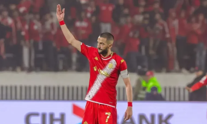 أياكس أمستردام يراقب زياش عن كثب تمهيداً لعودة محتملة للمايسترو المغربي 1