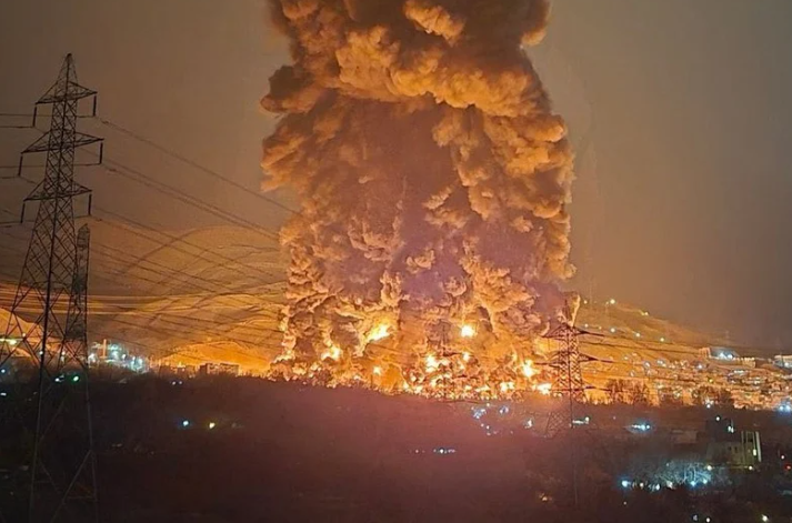 غارات أمريكية إسرائيلية تستهدف منشآت طاقة إيرانية في أصفهان وخرمشهر 1