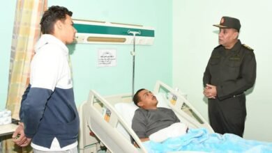 وزير الدفاع والإنتاج الحربى يزور عدد من المصابين بمجمع الجلاء الطبى للقوات المسلحة 7