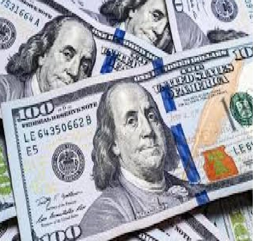 الدولار يحافظ علي ثباته أمام الجنيه المصري إذ سجل في البنك المركزي المصري 52.29 جنيه للشراء و52.42 جنيه للبيع 1