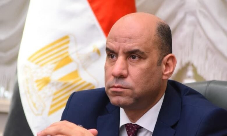 وزير العمل يلزم كل صاحب عمل يستخدم 100 عاملة فأكثر بإنشاء دار حضانة 1